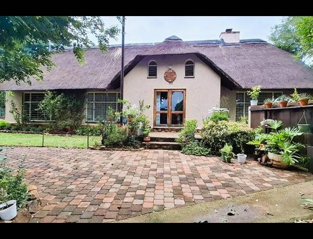 3 BEDROOM HOUSE FOR SALE IN GLEN MARAIS